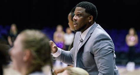 furman basketball head coach salary